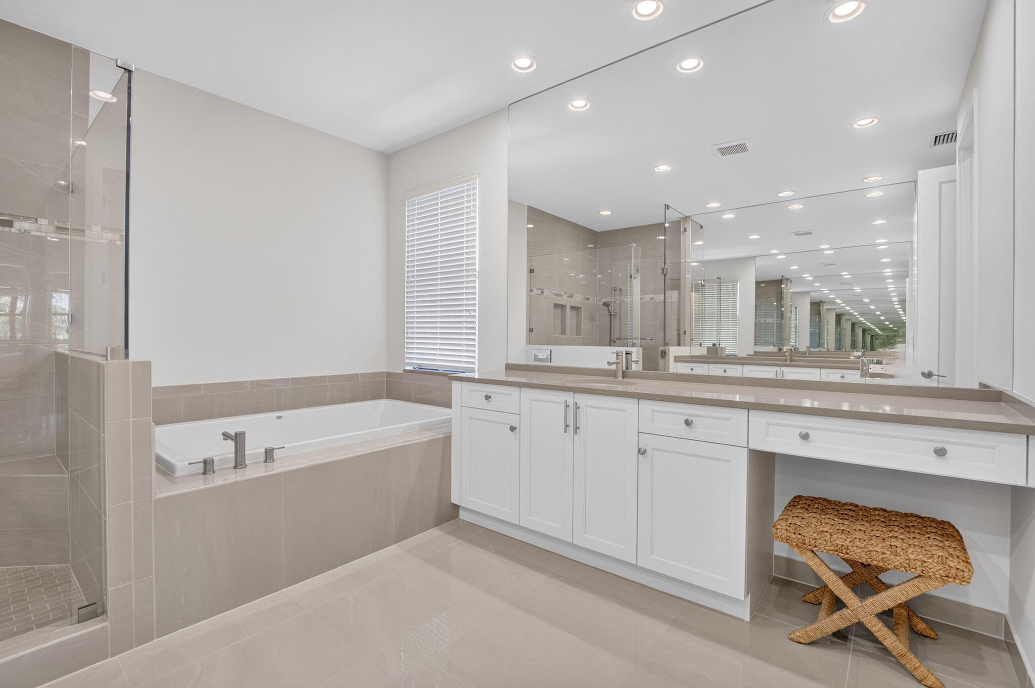 17100 Wandering Wave Avenue Boca Raton, FL 33496 - Photo 30 of 45 Primary Bath