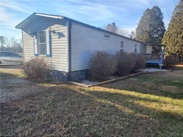 $130,000 | 1588 Pilot-Westfield Road, Pilot Mountain, NC 27041