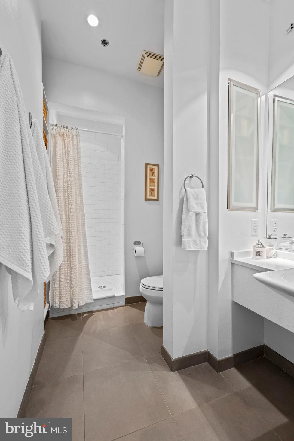 1445 Church Street Northwest, Unit 42 Washington, DC 20005 - Photo 20 of 30