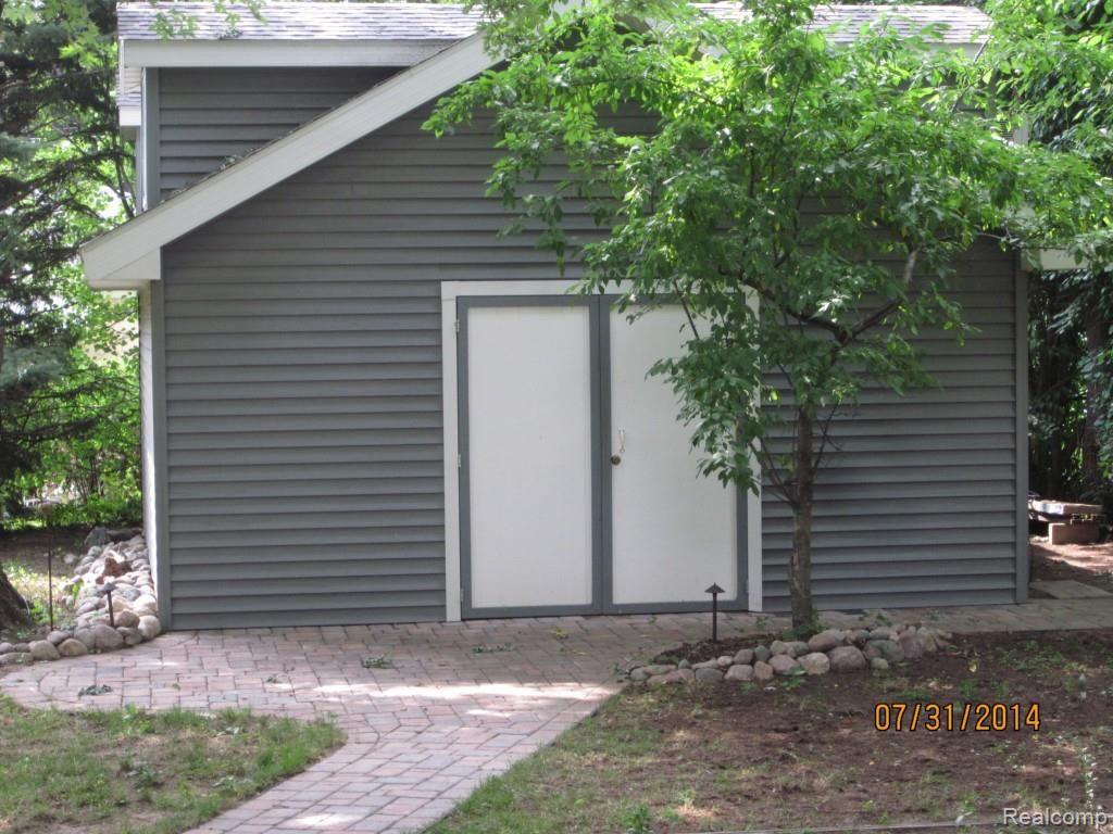 14401 Inkster Road Livonia, MI 48154 - Photo 42 of 53 Brick paver walk.jpg