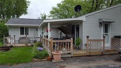 3039 Gerald Avenue Rochester Hills, MI 48307 - Photo 2 of 12