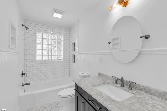 $520,000 | 211 Bradley Boulevard, Greenville, SC 29609