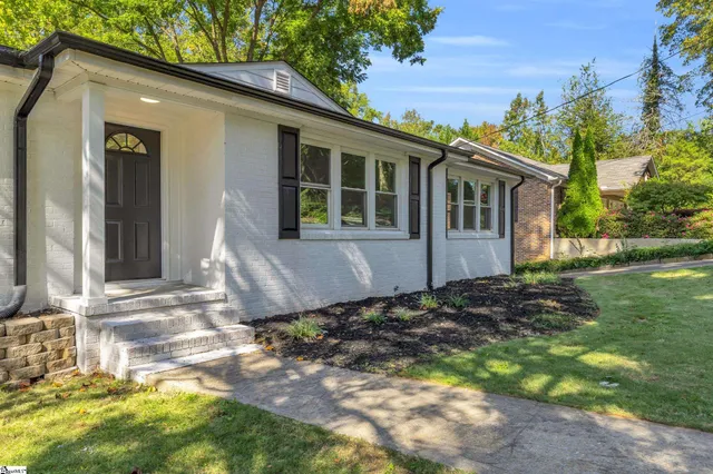 $520,000 | 211 Bradley Boulevard, Greenville, SC 29609