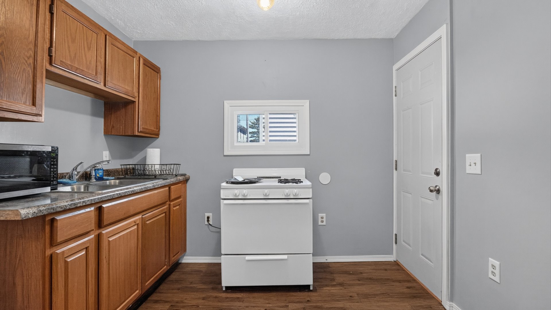 903 Low Street Bloomington, IL 61701 - Photo 31 of 44