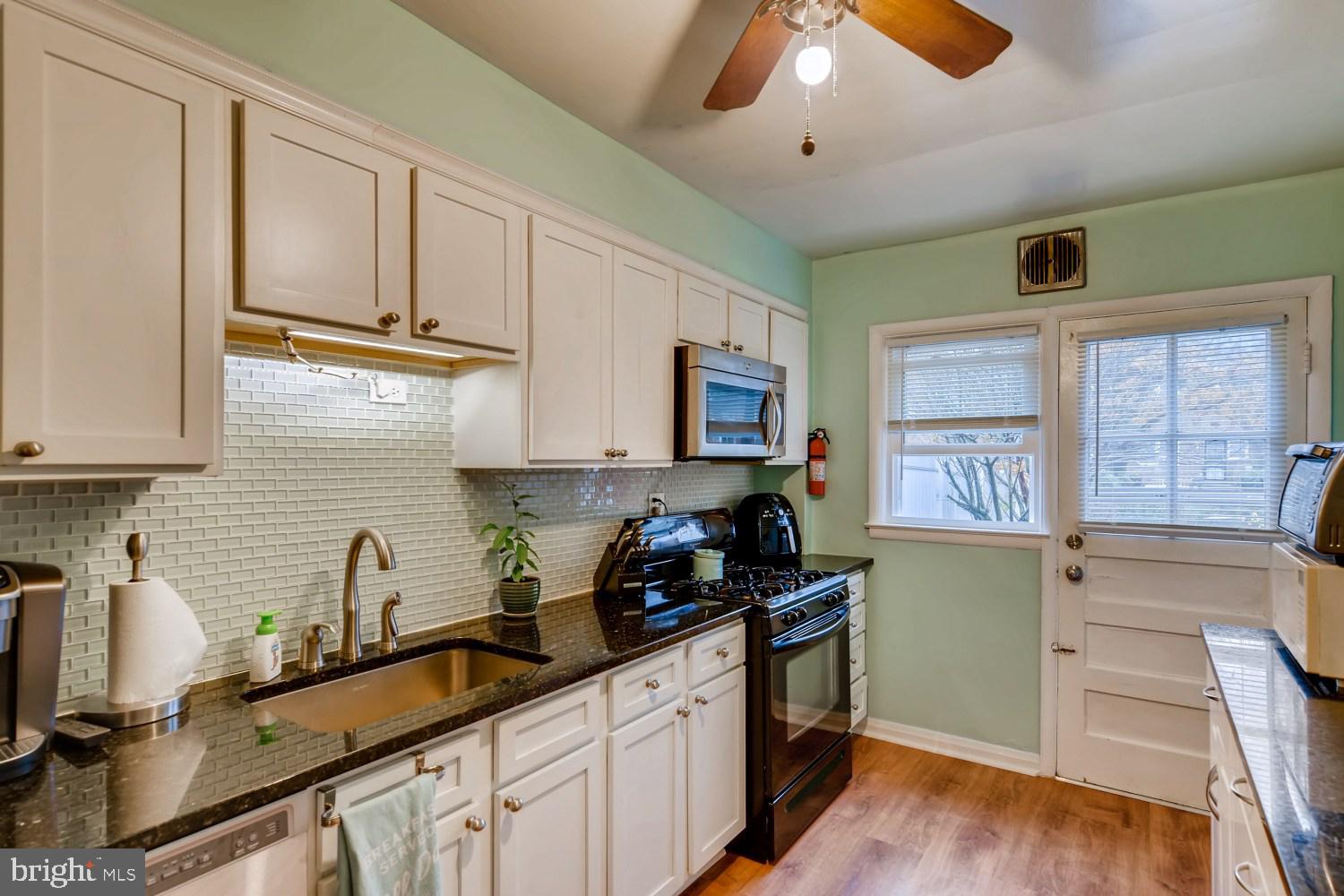 6140 Marlora Road Baltimore, MD 21239 - Photo 5 of 14