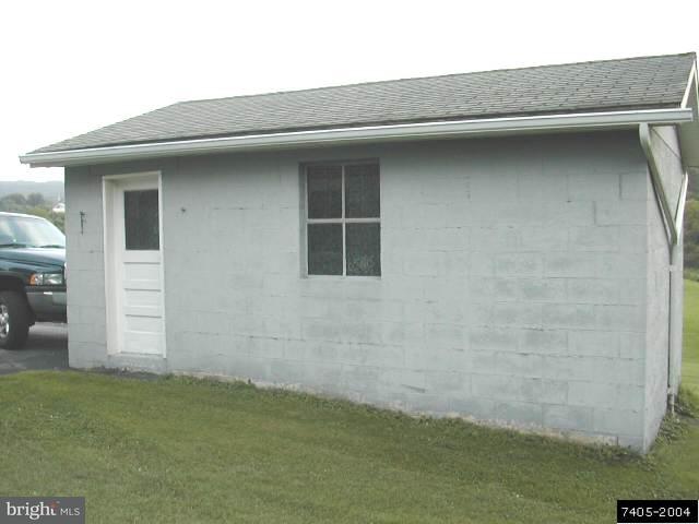 3870 East Prospect Road York, PA 17402 - Photo 3 of 7 Gallery Image 3