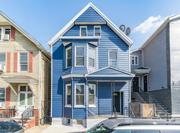 $999,000 | 19 Komorn Street, Newark, NJ 07105