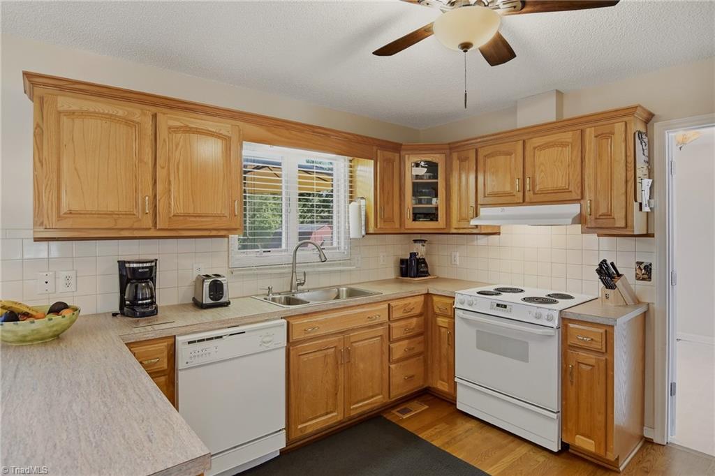 2301 Griffith Road Winston-Salem, NC 27103 - Photo 8 of 40 Gallery Image 8