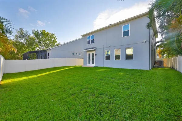 $699,999 | 7703 South West Shore Boulevard, Tampa, FL 33616