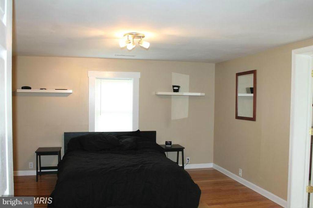 8565 Broomes Island Road Broomes Island, MD 20615 - Photo 9 of 29 Bedroom (Master)