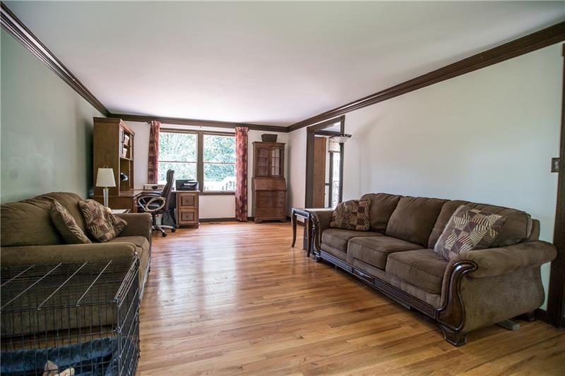 3221 Ridgeway Road Greensburg, PA 15601 - Photo 6 of 25 Gallery Image 6