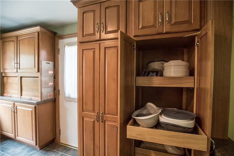 3221 Ridgeway Road Greensburg, PA 15601 - Photo 10 of 25 Gallery Image 10