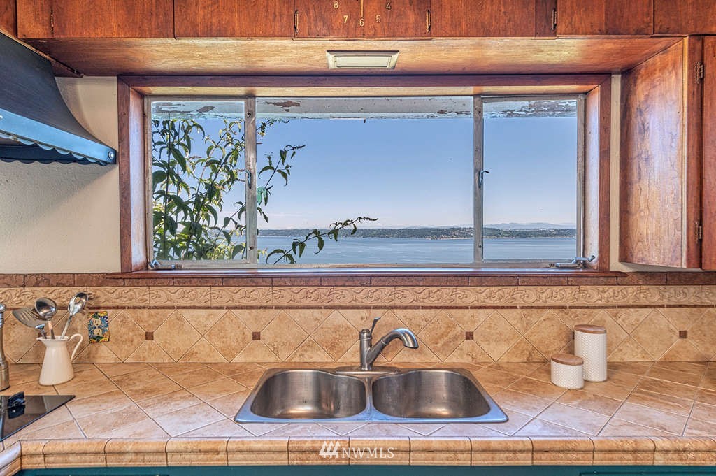 19102 Ridge Road Southwest Vashon, WA 98070 - Photo 13 of 29