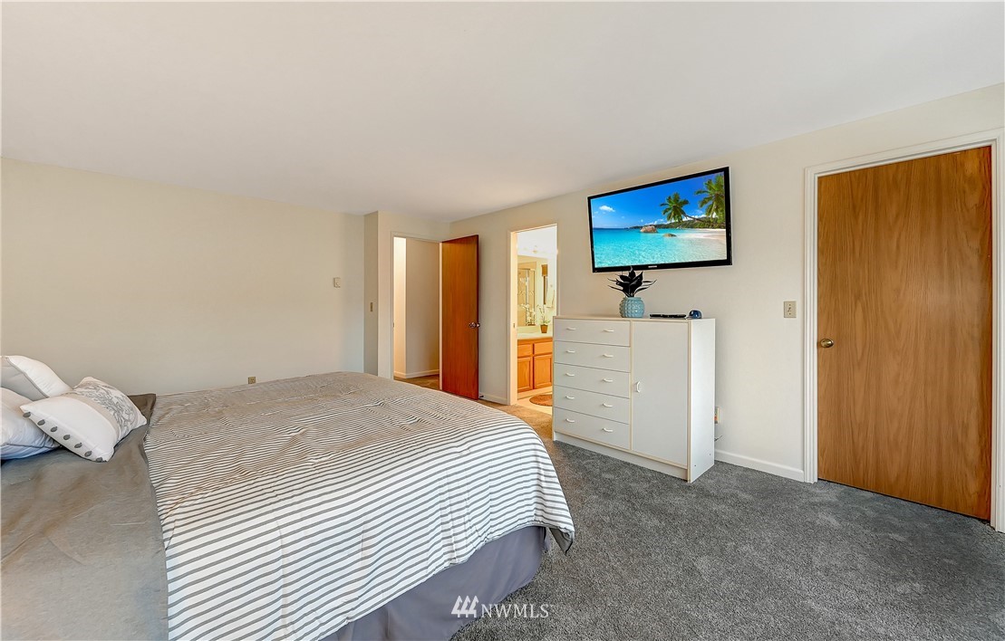 23518 19th Drive Southeast Bothell, WA 98021 - Photo 12 of 22