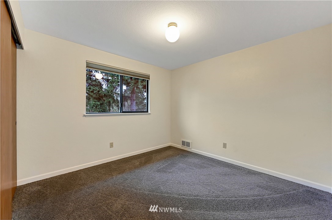 23518 19th Drive Southeast Bothell, WA 98021 - Photo 16 of 22