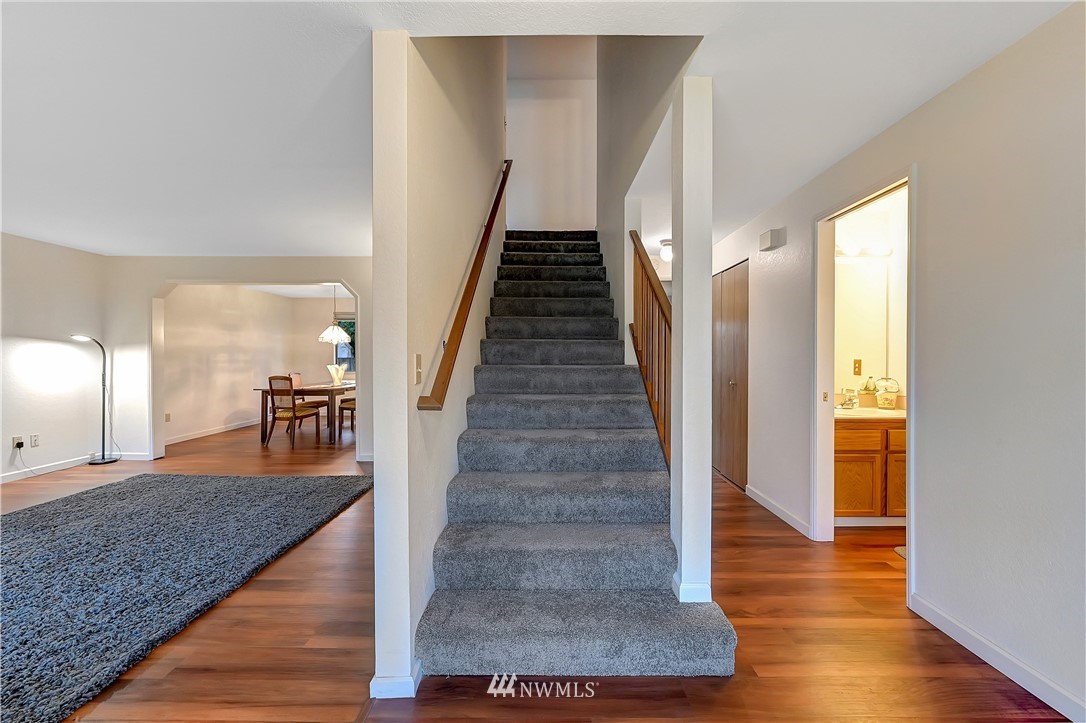 23518 19th Drive Southeast Bothell, WA 98021 - Photo 3 of 22