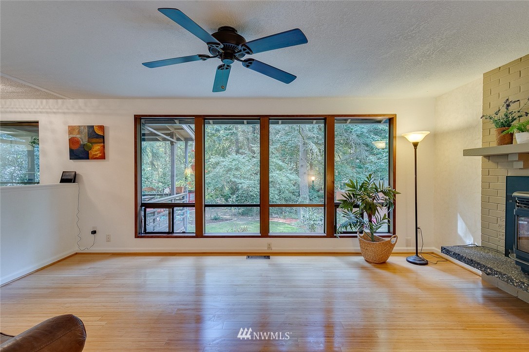 8195 Northeast View Ridge Lane Poulsbo, WA 98370 - Photo 13 of 25 Gallery Image 13
