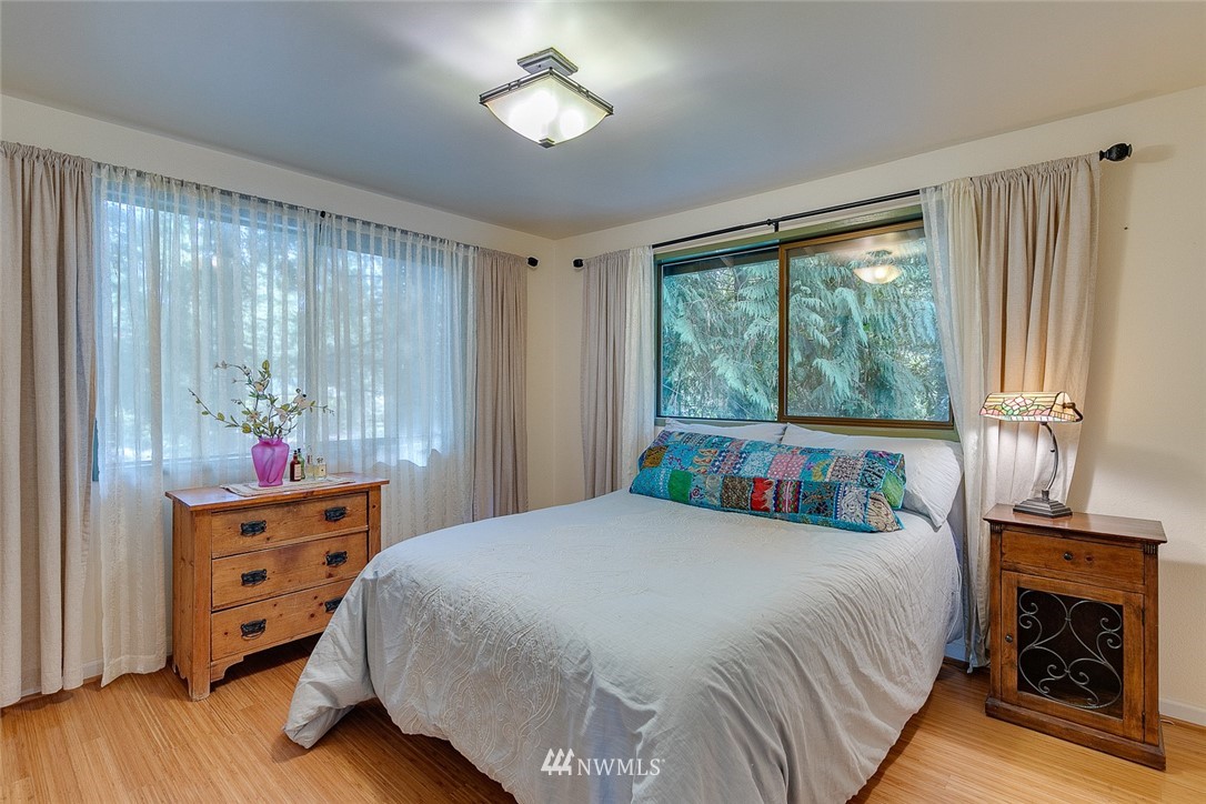 8195 Northeast View Ridge Lane Poulsbo, WA 98370 - Photo 15 of 25 Gallery Image 15