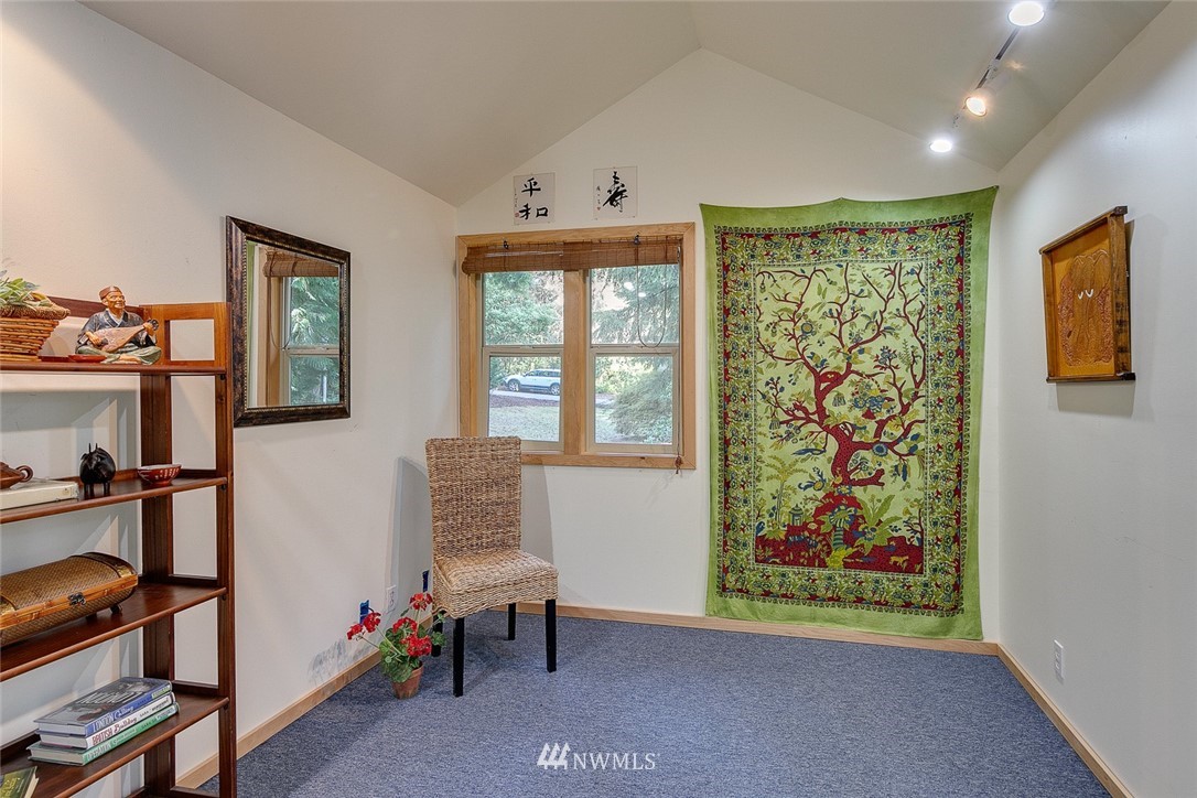 8195 Northeast View Ridge Lane Poulsbo, WA 98370 - Photo 4 of 25 Gallery Image 4