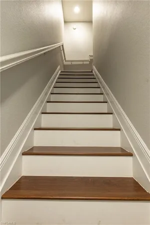 $2,100 | 9068 Gervais Circle, Unit 210, Naples, FL 34120