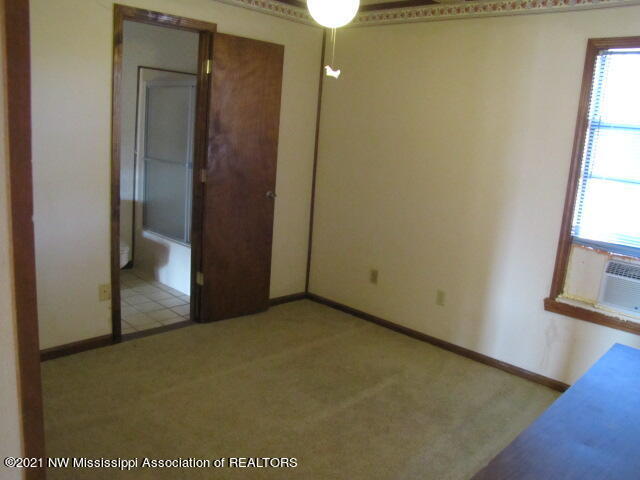 1065 South Red Banks Road Byhalia, MS 38611 - Photo 12 of 19 Upstairs Bdrm 2