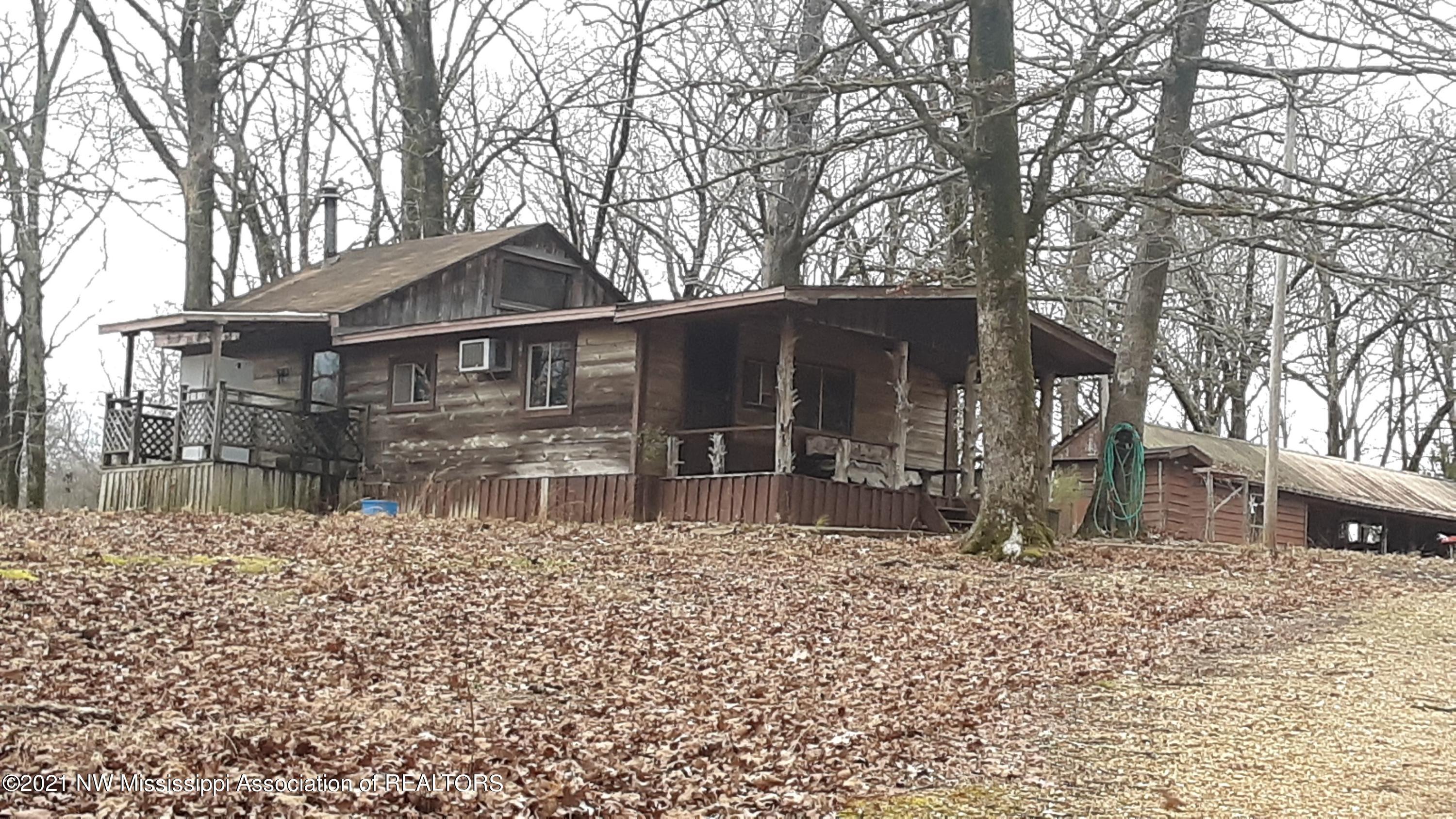 1065 South Red Banks Road Byhalia, MS 38611 - Photo 15 of 19 rental house 2
