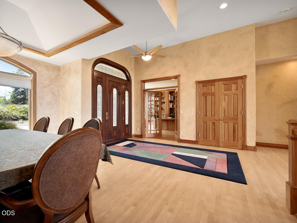 11707 Kestrel Road Klamath Falls, OR 97601 - Photo 7 of 65