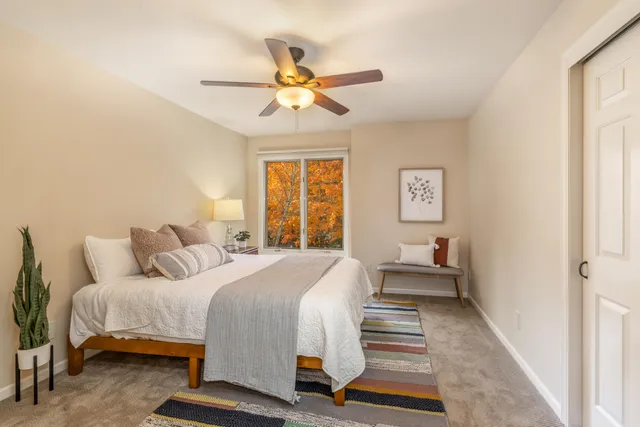 $2,500,000 | 34352 Valley Road, Delafield, WI 53066