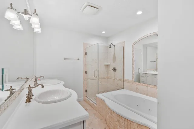 a view of outdoor kitchen