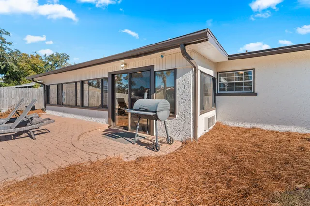 $1,195,000 | 8817 North Lagoon Drive, Panama City Beach, FL 32408