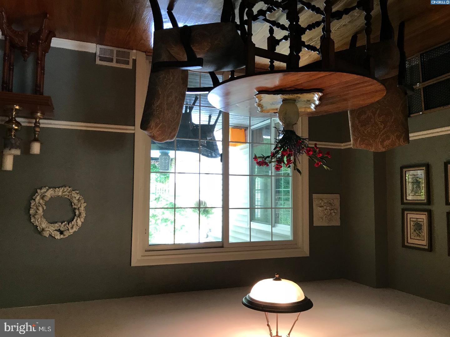65 Forest Road Springfield, PA 19064 - Photo 4 of 22 Dining Room
