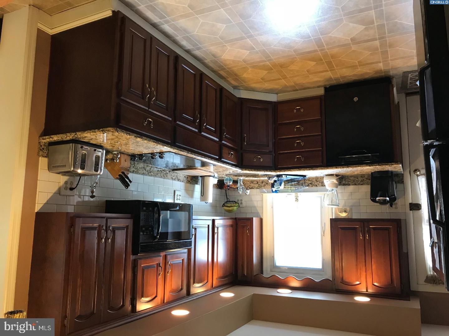 65 Forest Road Springfield, PA 19064 - Photo 5 of 22 Kitchen