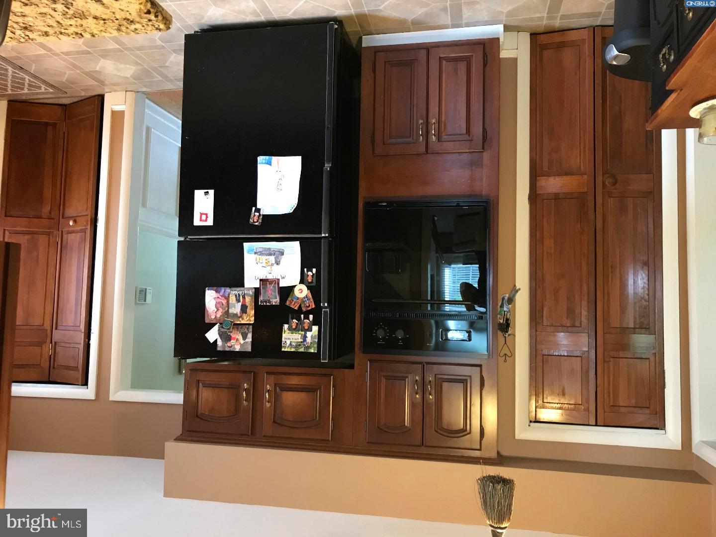 65 Forest Road Springfield, PA 19064 - Photo 6 of 22 Kitchen