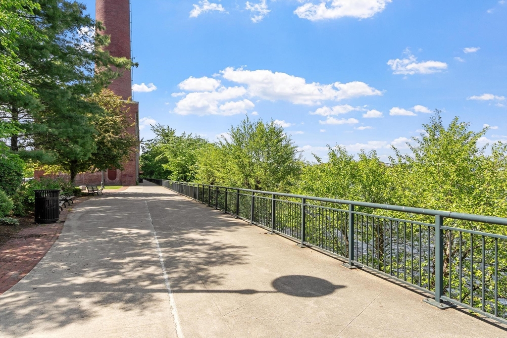 35 Riverwalk Way, Unit R106 Lowell, MA 01854 - Photo 37 of 41