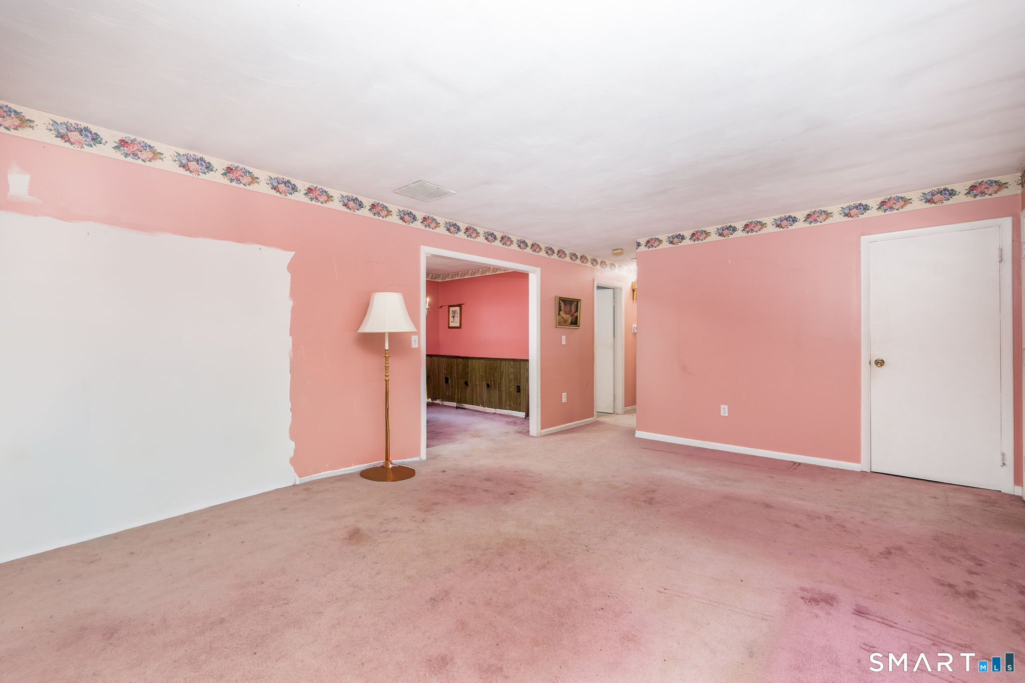 189 Bee Street Meriden, CT 06450 - Photo 6 of 39 a view of a livingroom with natural light
