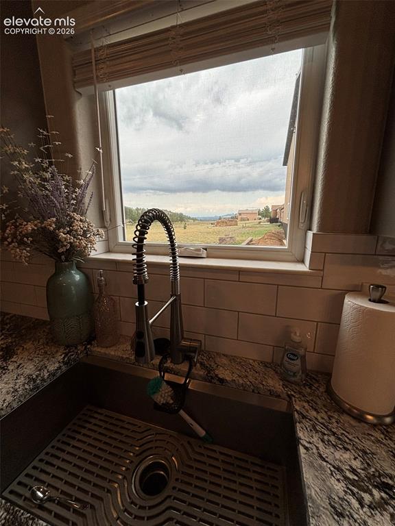 489 Due S Road Florissant, CO 80816 - Photo 15 of 41