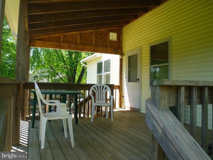5349 Wendy Road Sykesville, MD 21784 - Photo 22 of 23 Deck