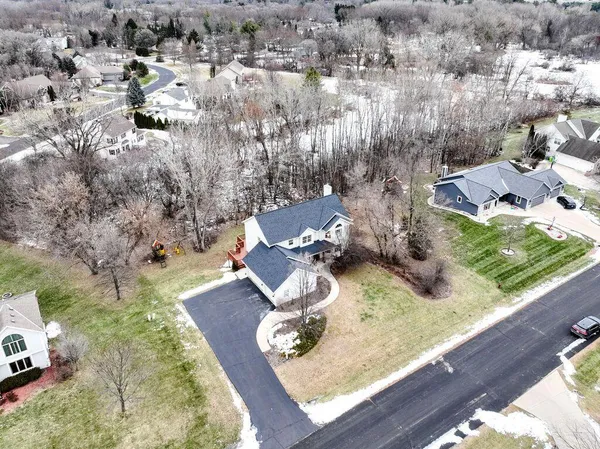 $650,000 | 412 East Red Pine Circle, Dousman, WI 53118