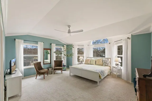 $650,000 | 412 East Red Pine Circle, Dousman, WI 53118