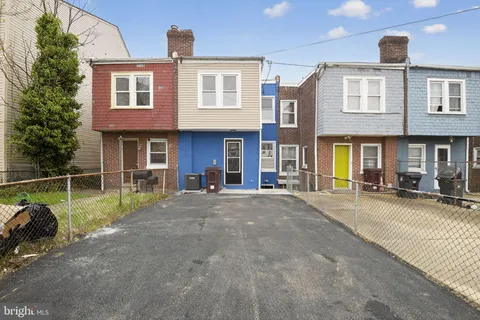 $255,000 | 2517 Pine Street, Wilmington, DE 19802