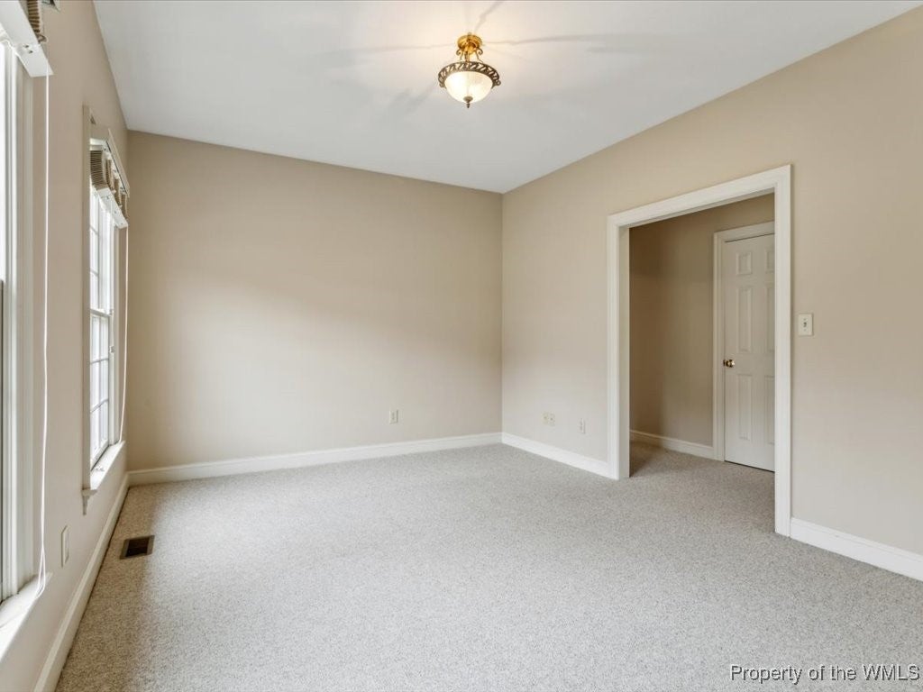 18590 Plank Road Courtland, VA 23837 - Photo 8 of 48 Gallery Image 8