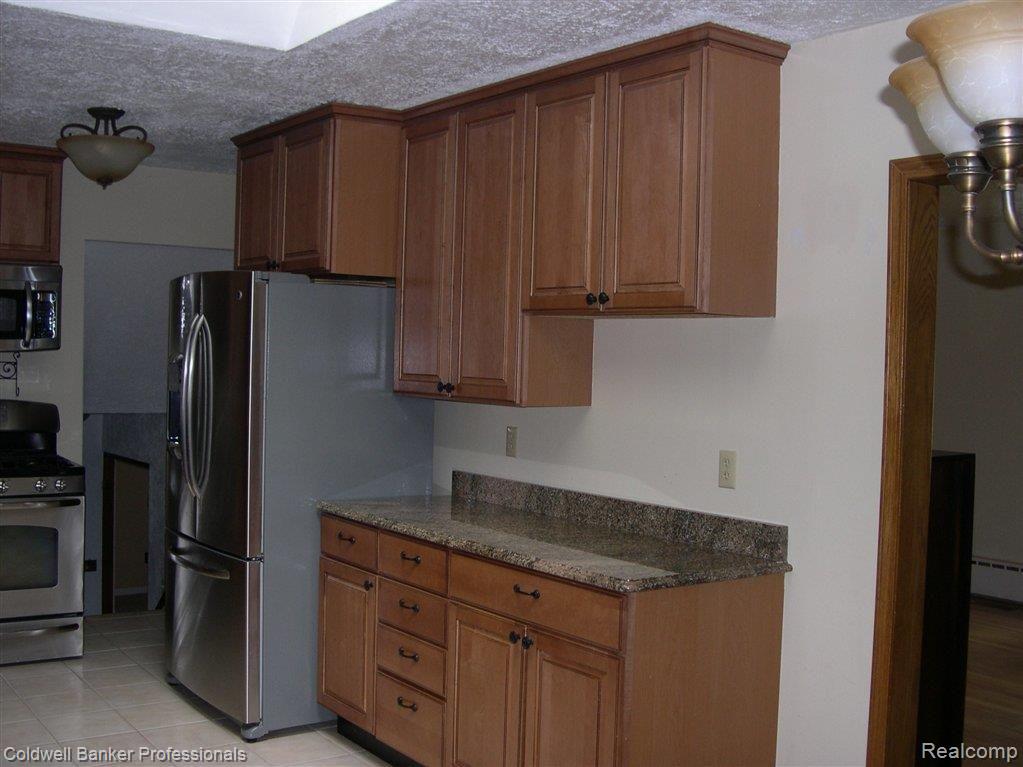 Great Storage and Counter Space!