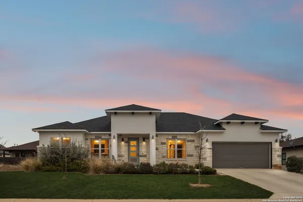 $625,000 | 108 Parlin Lane, Fredericksburg, TX 78624