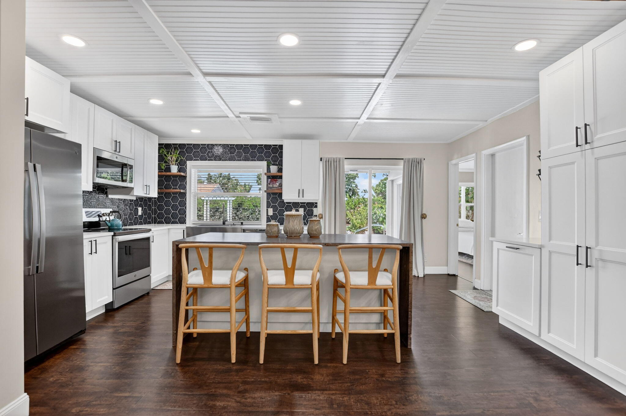 1207 Southwest 12th Avenue Boca Raton, FL 33486 - Photo 12 of 41 Kitchen Area