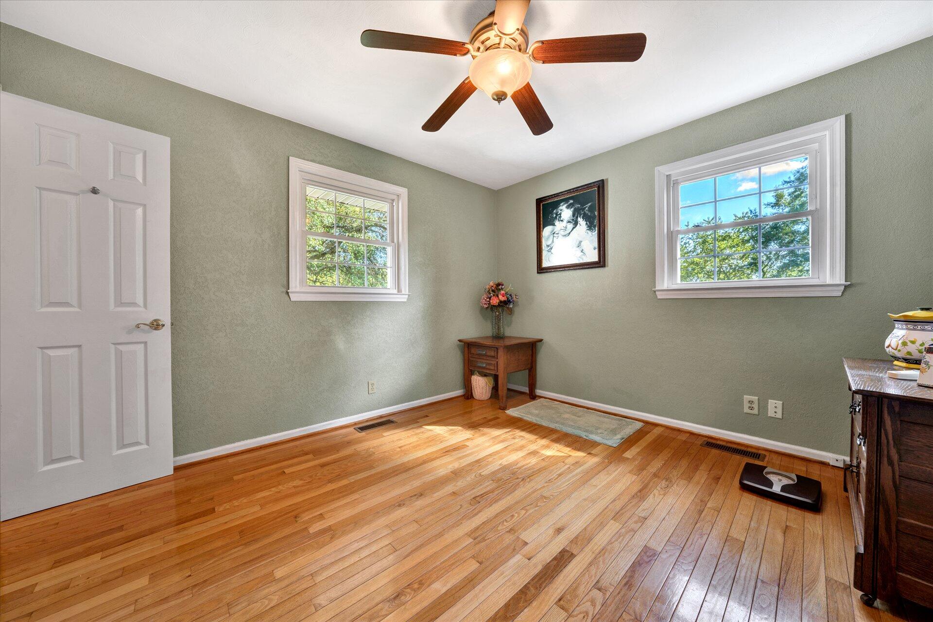 270 Highfield Road Rocky Mount, VA 24151 - Photo 20 of 30 21-DSC00052