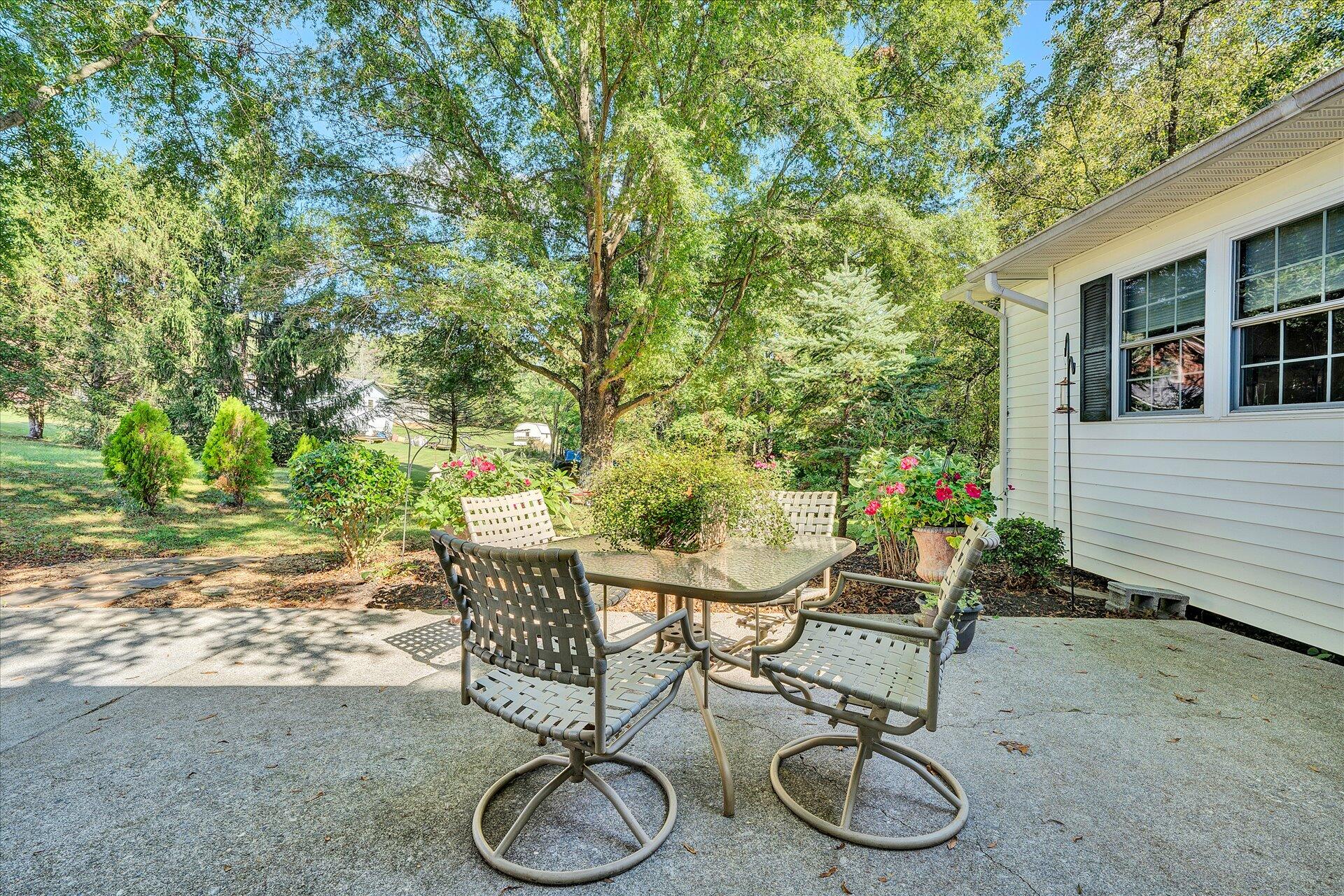 270 Highfield Road Rocky Mount, VA 24151 - Photo 26 of 30 29-DSC00007