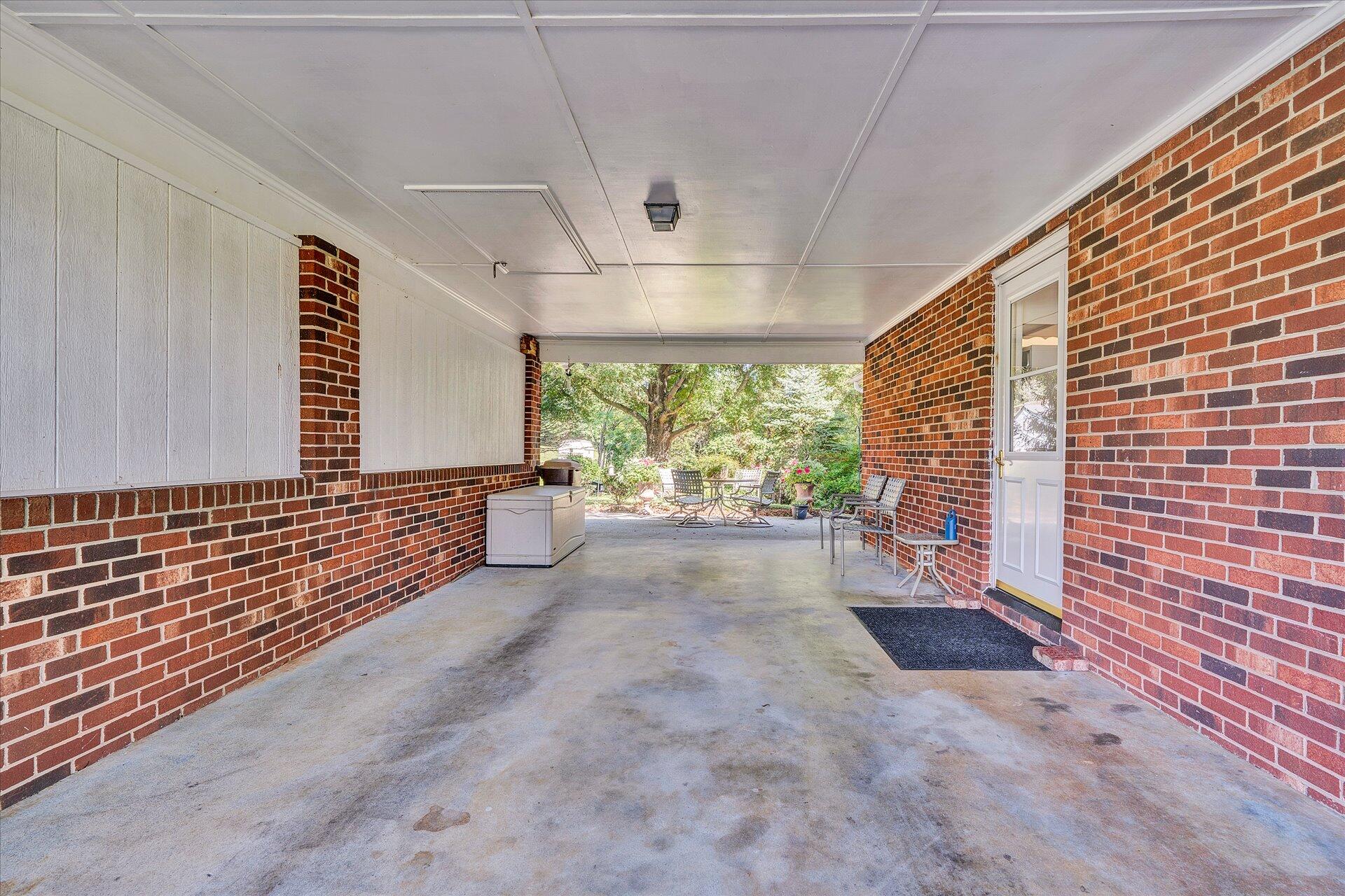 270 Highfield Road Rocky Mount, VA 24151 - Photo 28 of 30 04-DSC00004