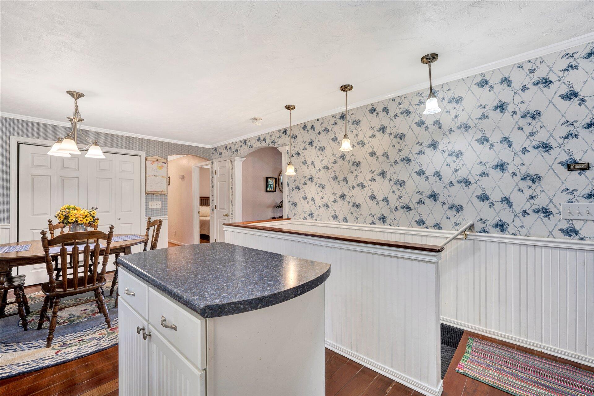 270 Highfield Road Rocky Mount, VA 24151 - Photo 9 of 30 10-DSC00037
