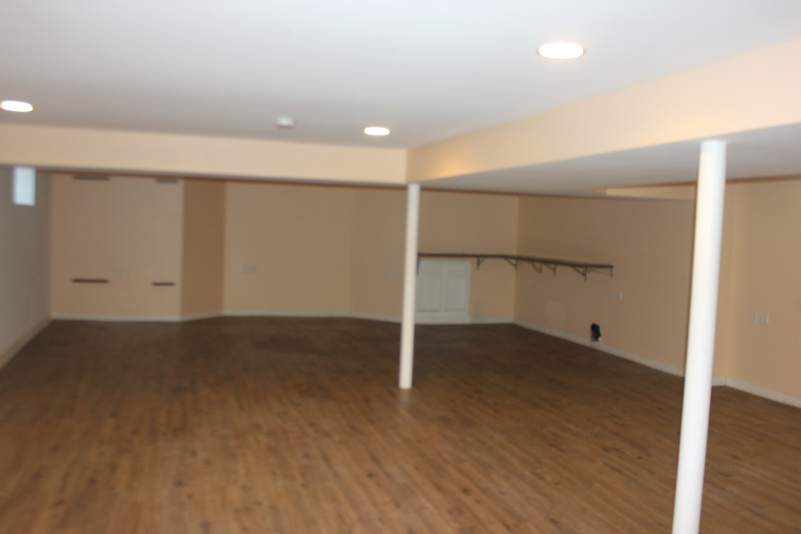 10200 South Rhodes Avenue Chicago, IL 60628 - Photo 14 of 22 a view of empty room
