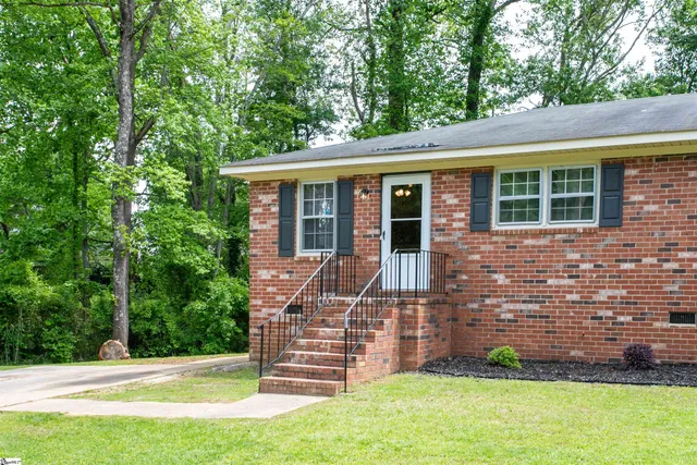$375,000 | 419 Lily Street, Greenville, SC 29617